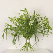 Load image into Gallery viewer, Hanataba Bouquet Twister - Pearly Silver
